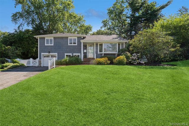17 Duncan Lane, Huntington, NY 11743