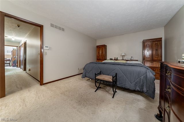 19717 Sagamore Road, Walton Hills, OH 44146