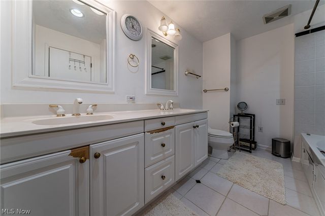 19717 Sagamore Road, Walton Hills, OH 44146
