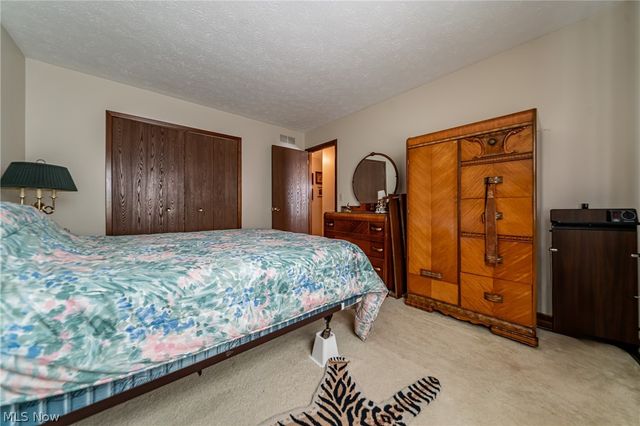 19717 Sagamore Road, Walton Hills, OH 44146
