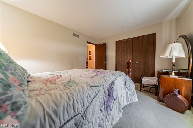 19717 Sagamore Road, Walton Hills, OH 44146