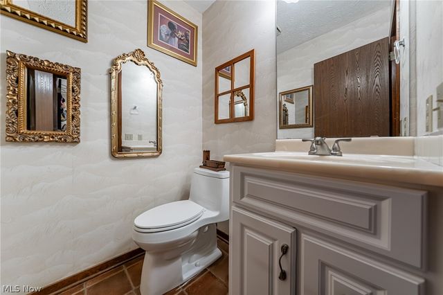 19717 Sagamore Road, Walton Hills, OH 44146
