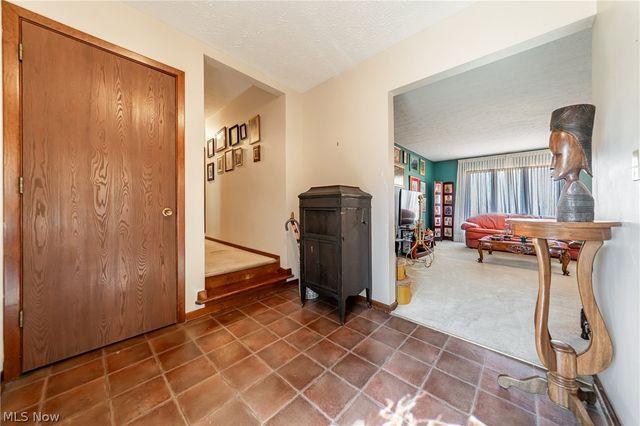 19717 Sagamore Road, Walton Hills, OH 44146