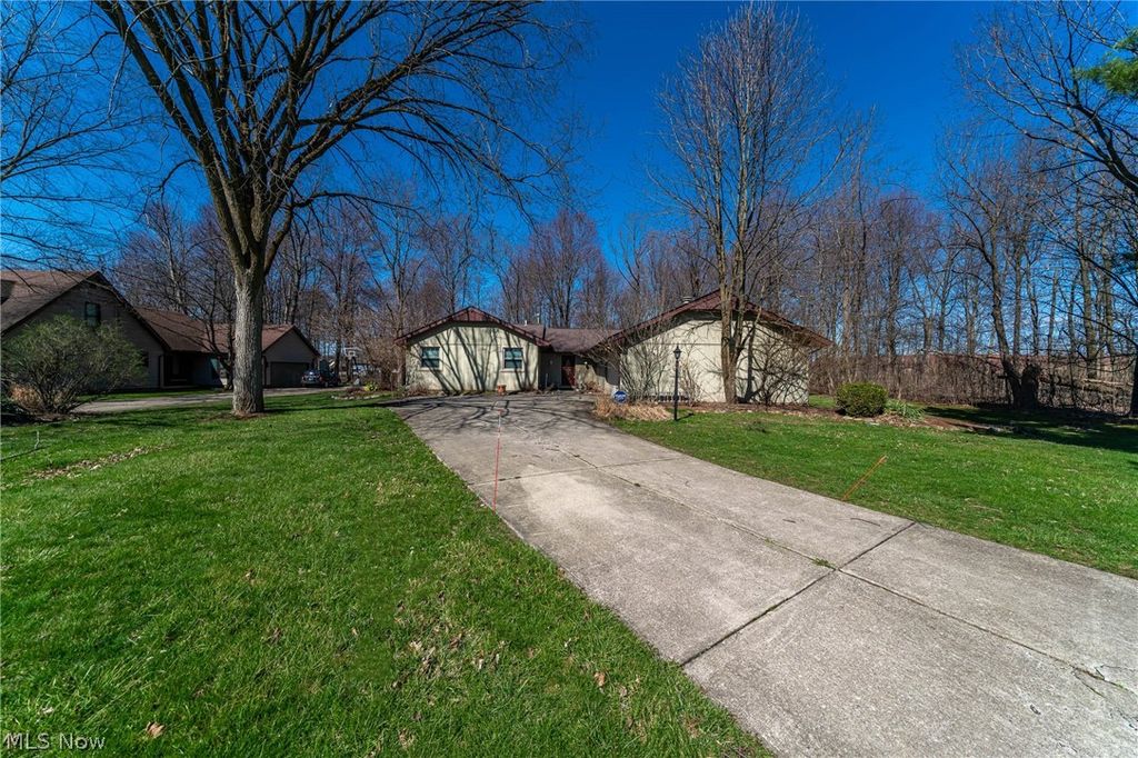 19717 Sagamore Road, Walton Hills, OH 44146