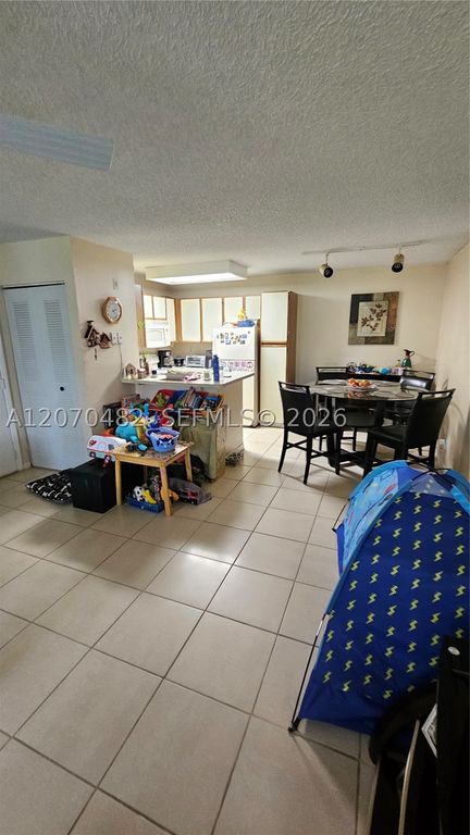 Image 13 of property listing at 931 Lyons Rd 4102, Coconut Creek, FL 33063