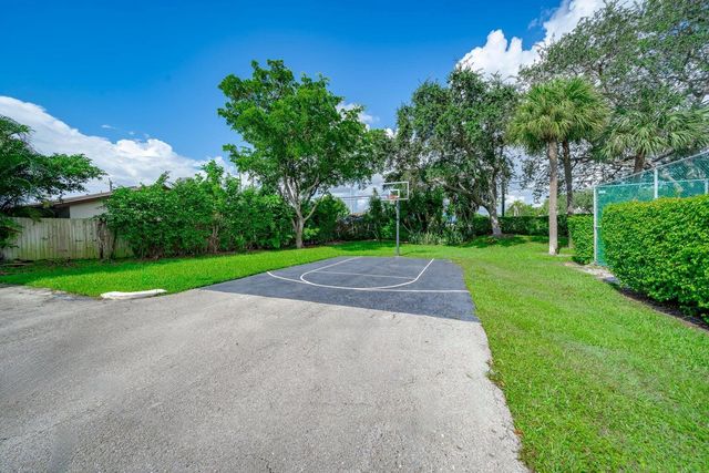 3939 NE 5th Avenue D103, Boca Raton, FL 33431