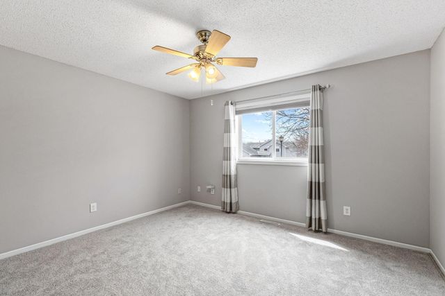 9623 Hamlet Avenue S, Cottage Grove, MN 55016