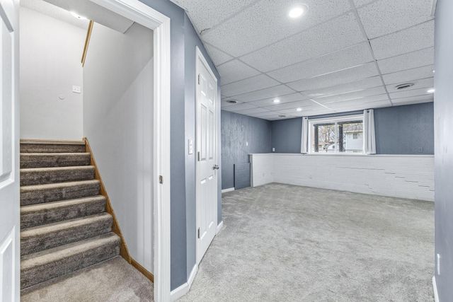 9623 Hamlet Avenue S, Cottage Grove, MN 55016