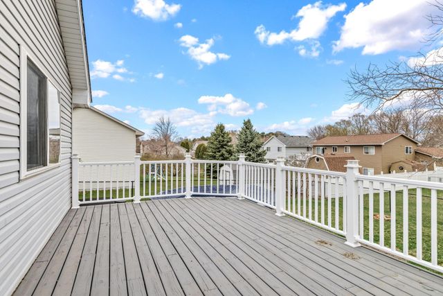 9623 Hamlet Avenue S, Cottage Grove, MN 55016