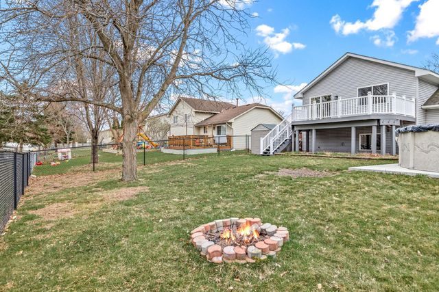 9623 Hamlet Avenue S, Cottage Grove, MN 55016