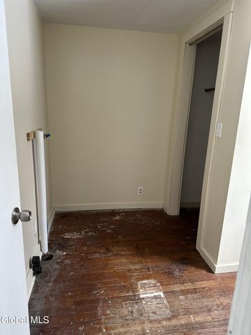 6 Alexander Street, Gloversville, NY 12078