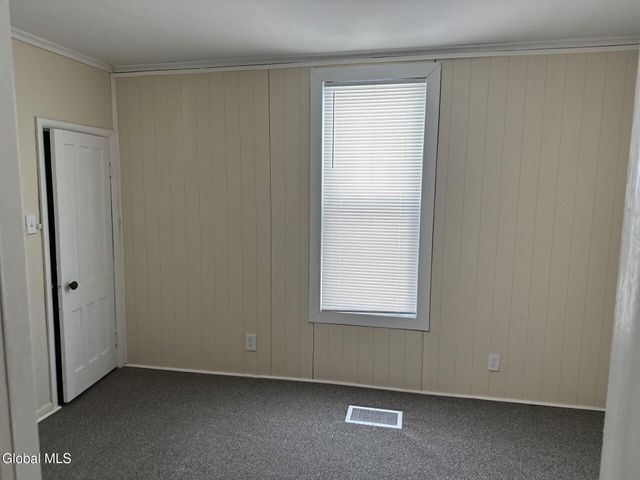 6 Alexander Street, Gloversville, NY 12078