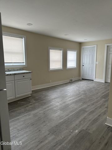 6 Alexander Street, Gloversville, NY 12078