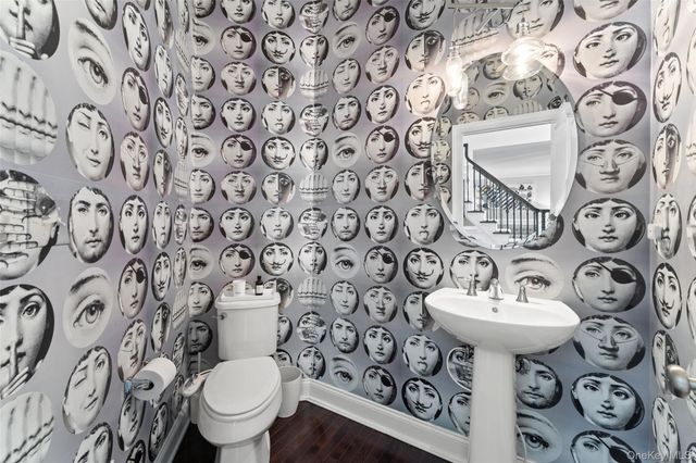 108 Boxwood Circle, Hopewell Junction, NY 12533