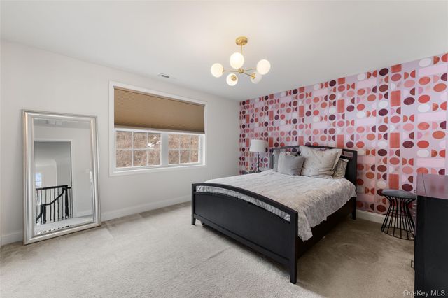 108 Boxwood Circle, Hopewell Junction, NY 12533