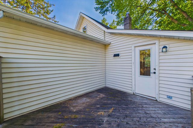 224 W 78th Street, Chanhassen, MN 55317
