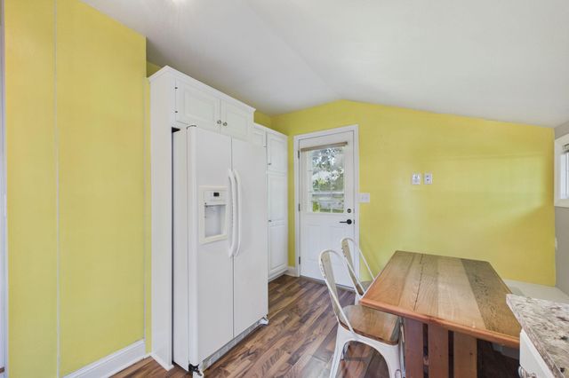 224 W 78th Street, Chanhassen, MN 55317