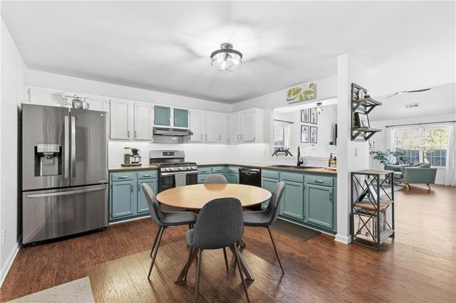 4845 Meadow Overlook Drive, Cumming, GA 30040