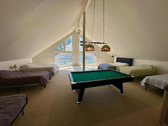 466 Thomson Ln, Copperopolis, CA 95228