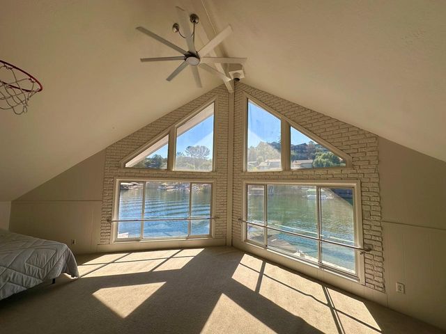 466 Thomson Ln, Copperopolis, CA 95228