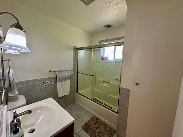 466 Thomson Ln, Copperopolis, CA 95228