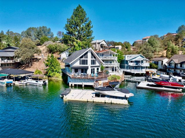 466 Thomson Ln, Copperopolis, CA 95228