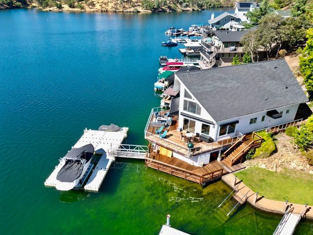 466 Thomson Ln, Copperopolis, CA 95228