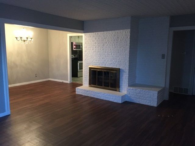 3524 W Biddison Street, Fort Worth, TX 76109
