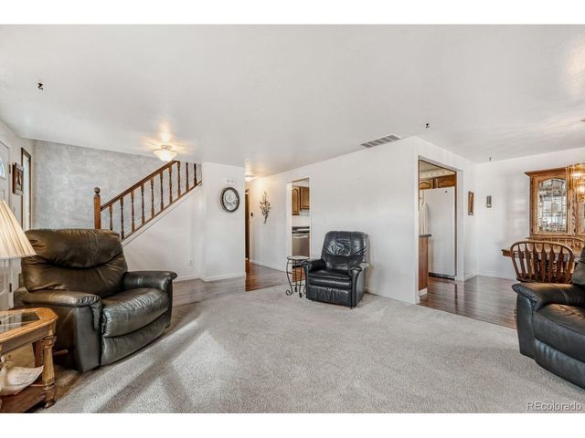 145 Placer Ave, Longmont, CO 80504