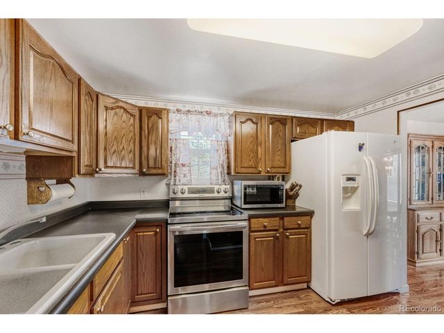 145 Placer Ave, Longmont, CO 80504