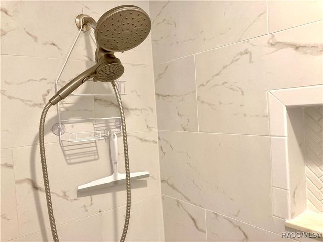 11580 W Bayshore Drive, Crystal River, FL 34429