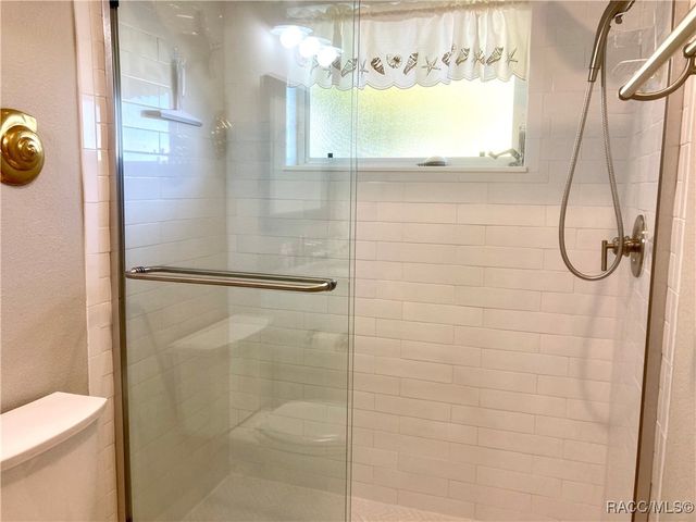 11580 W Bayshore Drive, Crystal River, FL 34429