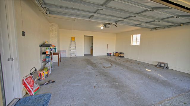 1210 Miller Street, Bowie, TX 76230