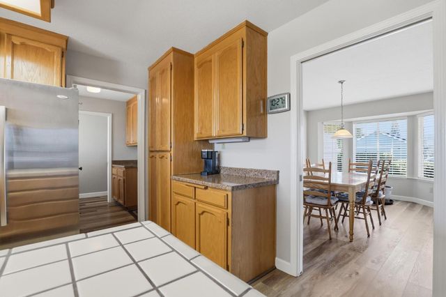 1690 Sequoia Dr, Yuba City, CA 95993