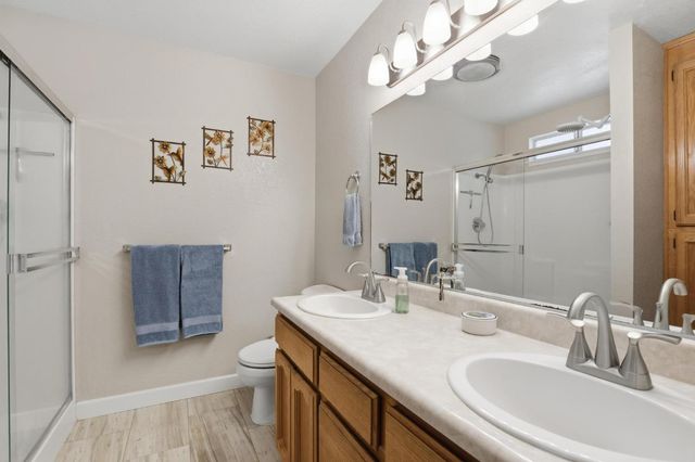 1690 Sequoia Dr, Yuba City, CA 95993