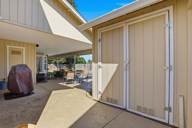 1690 Sequoia Dr, Yuba City, CA 95993