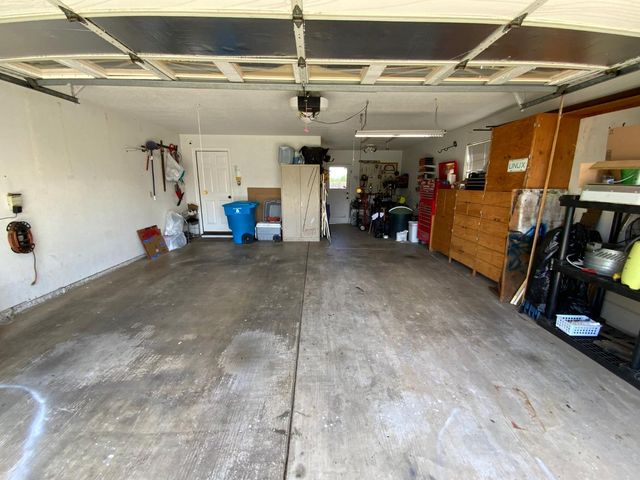 1690 Sequoia Dr, Yuba City, CA 95993