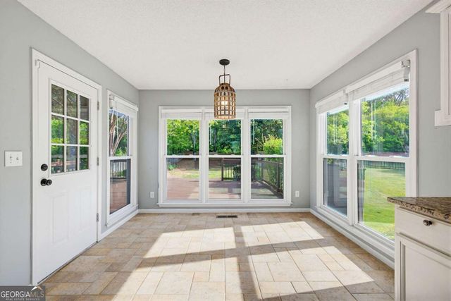 2114 Glenellen Drive NW, Kennesaw, GA 30152