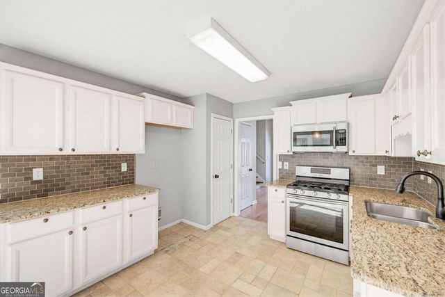 2114 Glenellen Drive NW, Kennesaw, GA 30152