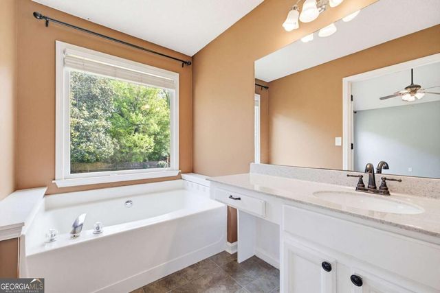 2114 Glenellen Drive NW, Kennesaw, GA 30152