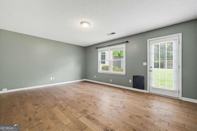 2114 Glenellen Drive NW, Kennesaw, GA 30152