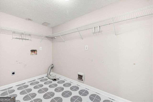 2114 Glenellen Drive NW, Kennesaw, GA 30152