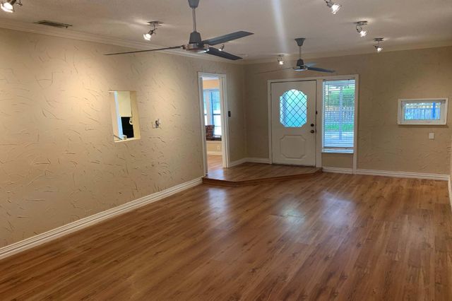 3353 Dorado Beach Drive, Farmers Branch, TX 75234