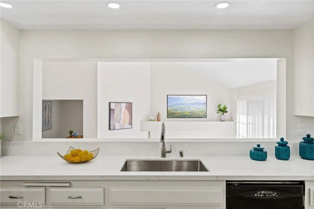 20095 Waterford Lane 101, Huntington Beach, CA 92646
