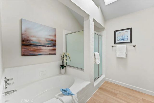 20095 Waterford Lane 101, Huntington Beach, CA 92646