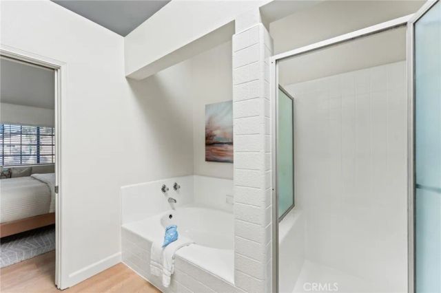 20095 Waterford Lane 101, Huntington Beach, CA 92646