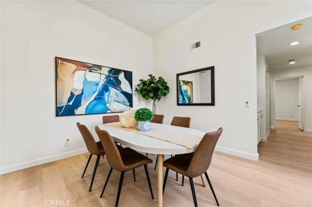 20095 Waterford Lane 101, Huntington Beach, CA 92646