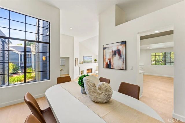 20095 Waterford Lane 101, Huntington Beach, CA 92646