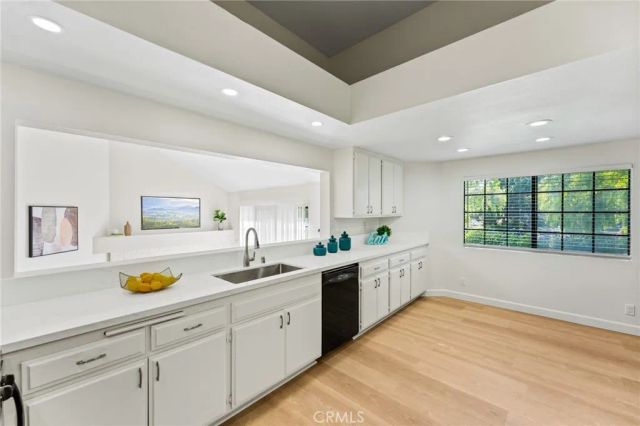 20095 Waterford Lane 101, Huntington Beach, CA 92646
