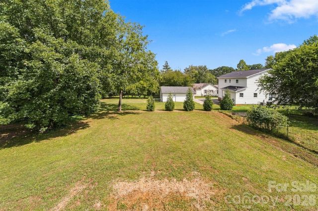 202 Rockyford Street, Morganton, NC 28655